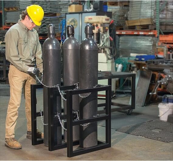 Metal Fab Gas Cylinder Rack 2 Wide By 2 Deep 4 Nitrogen Bottle Storage Rack